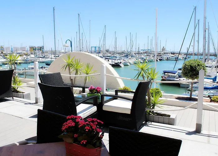 Suites Puerto Sherry